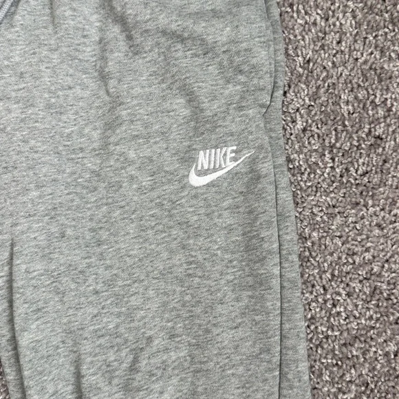 Nike Women’s Heather Gray Jogger Sweatpants - Size S - Picture 3 of 7
